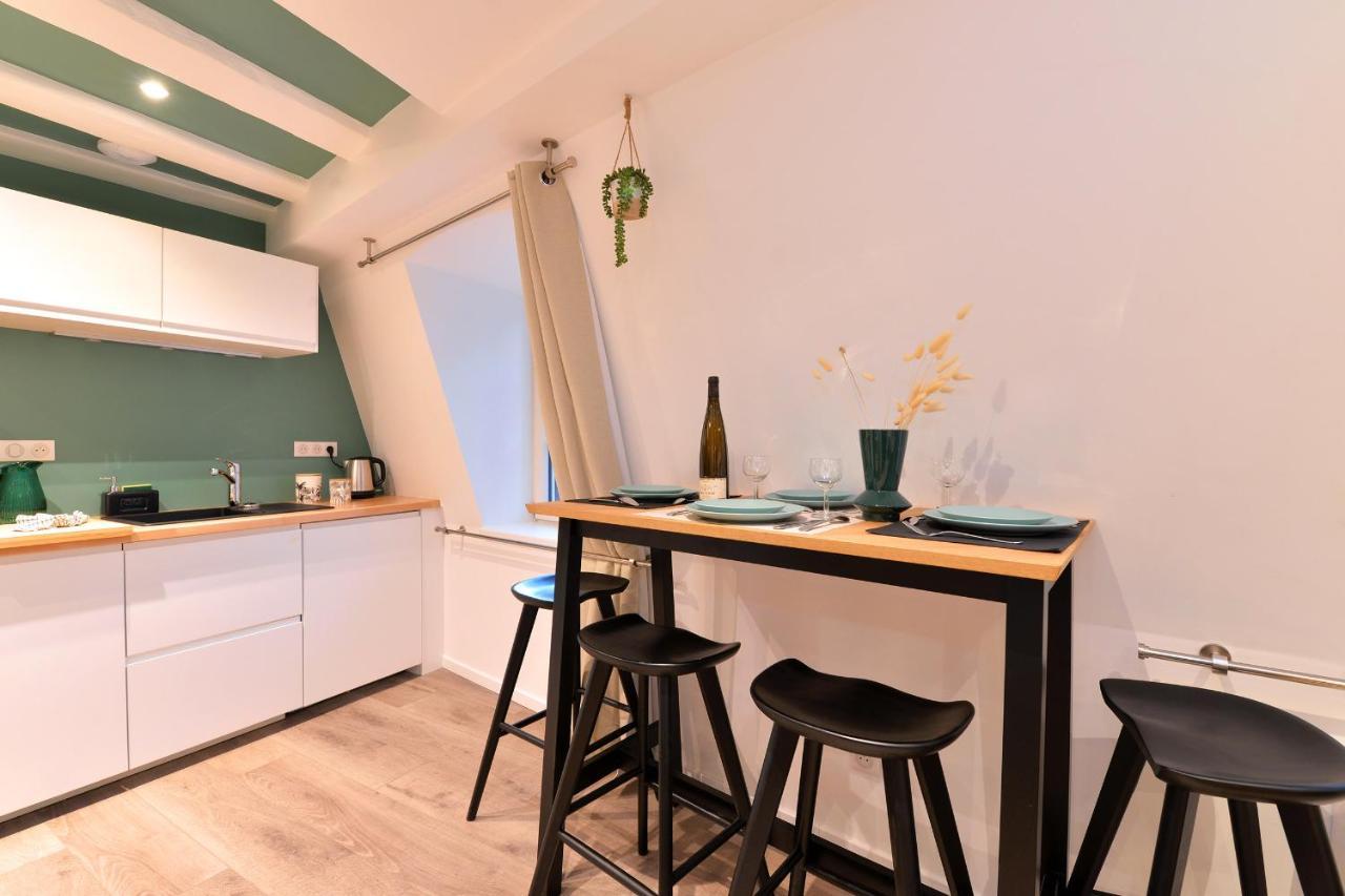 Suite Le Splendide Du Centre Historique Avec Climatisation Colmar Exterior foto